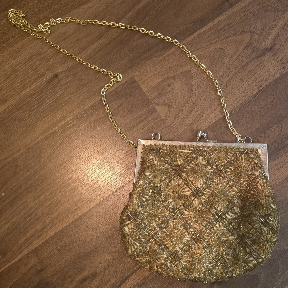 Vintage Ernest Brand Elegant Gold Chain Clutch